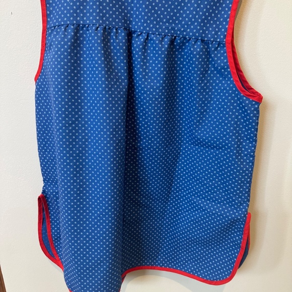 Dreamcoats Vintage housecoats for women, snap closure vest, 28” long - Picture 2 of 4